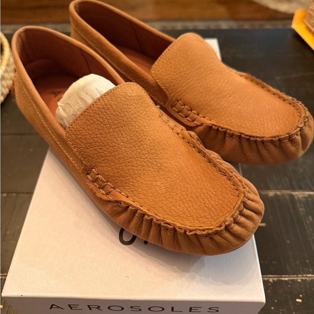 Aerosoles women’s Cory camel pebbled nubuck Tan moccasins